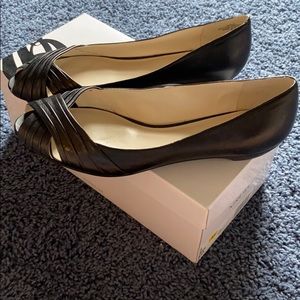 Nine West Black Leather Open Toe Flats